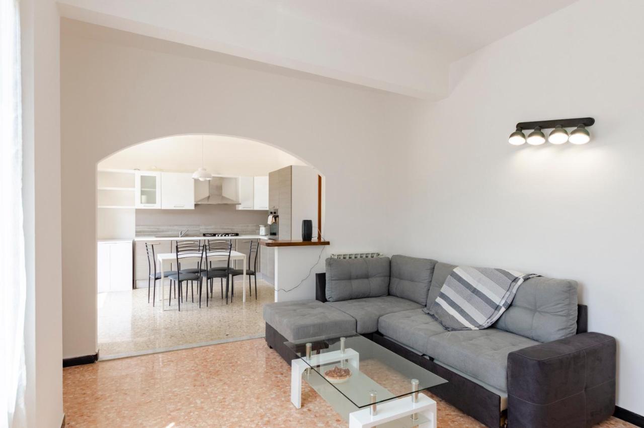 Joivy Family Flat With 3 Balconies, 10 Min To Beach Монелья Екстер'єр фото