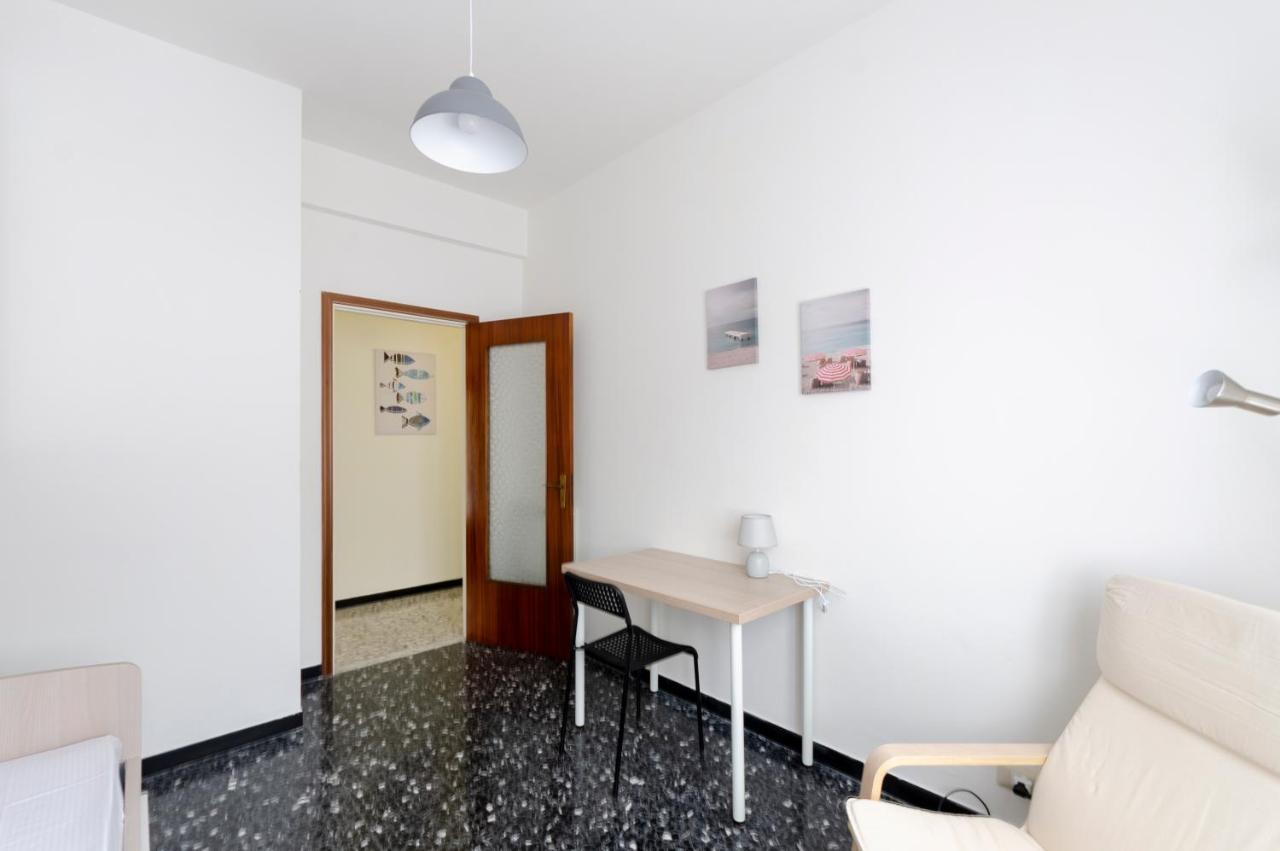 Joivy Family Flat With 3 Balconies, 10 Min To Beach Монелья Екстер'єр фото